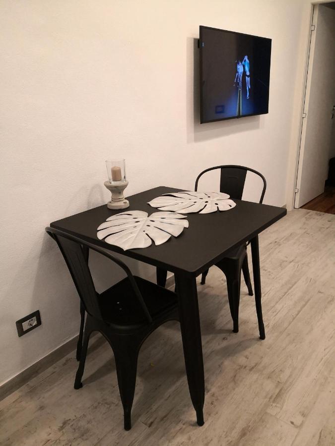 Domuscuneo Barra Di Ferro 3 Bianco Luaran gambar
